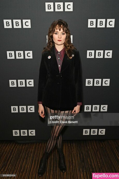 Freya Parks perfekte hd bild