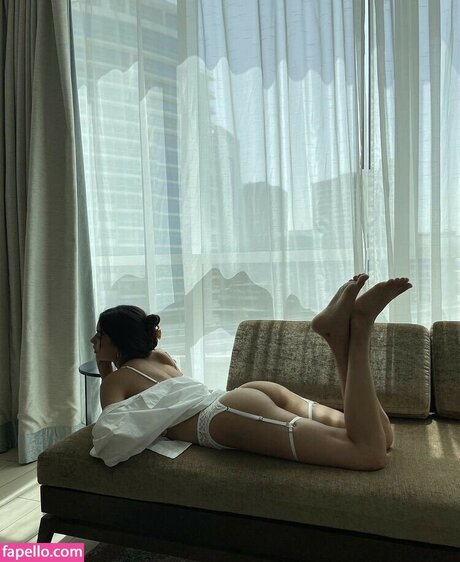 Cami Romero schauspielerin schöne galerien