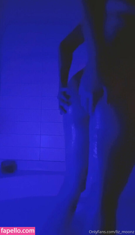 Liz Moonz schöne sexy fotos