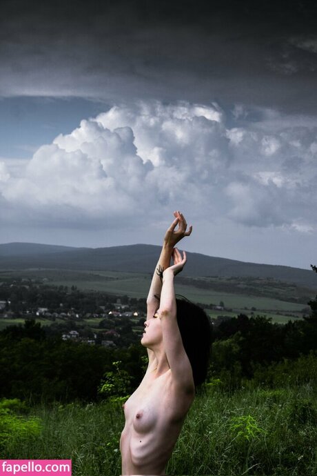 _agata kristi kostenlose pornostar archiv