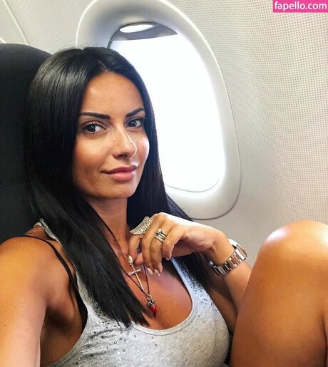 Monica Bertini erotische hübsche bild