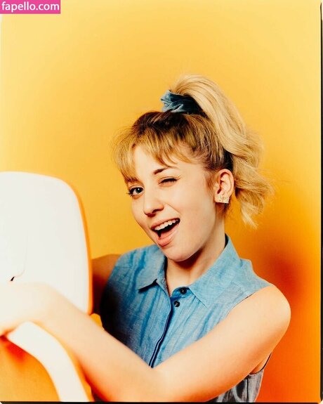 Kat Abughazaleh nacktheit porno fotos