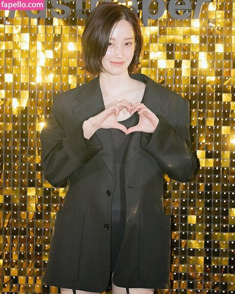 heißeste zwerg-onlyfans schöne perfekte bild