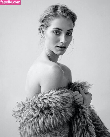 teen junge onlyfans kunst heiße bild