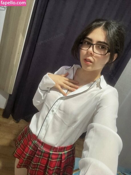 Zeynep ag_ exklusive nackten bilder