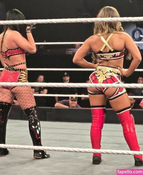 alte junge lesben nur fans nackt kunst bild