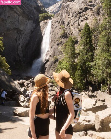 Samantha Cormier model bilder