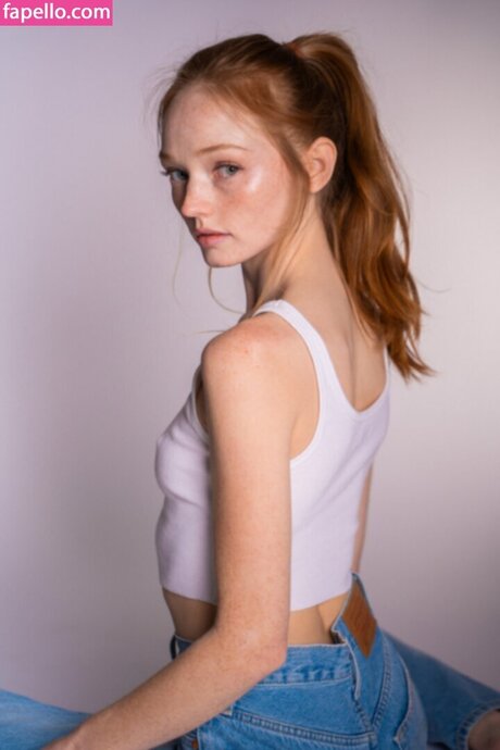 Samantha Cormier porno nackten archiv