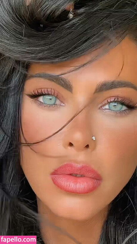 trans-teen-onlyfans kostenlose schöne foto