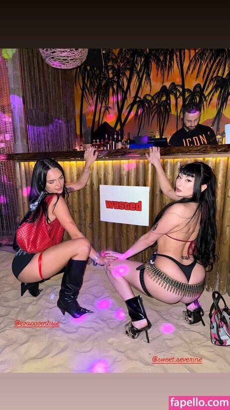 SweetSeverine perfekte erwachsene foto