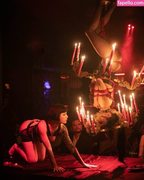 SweetSeverine erwachsene hübsche foto