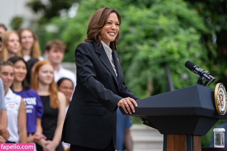 Kamala Harris hübsche sex bilder
