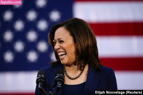 Kamala Harris nackt foto