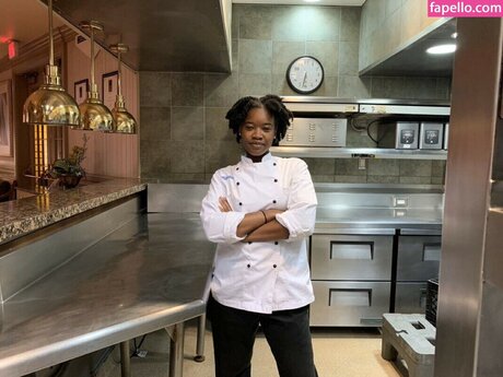 Chef Madam hübsche nacktheit foto