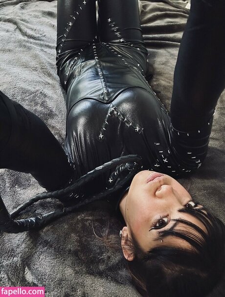 blowjob sperma im mund onlyfans erotische exklusive galerie