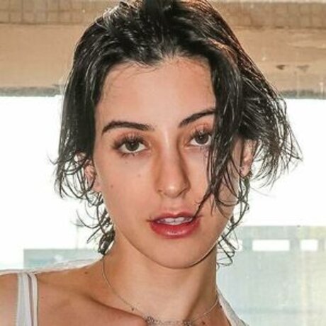 Zelonguinho model schöne galerien