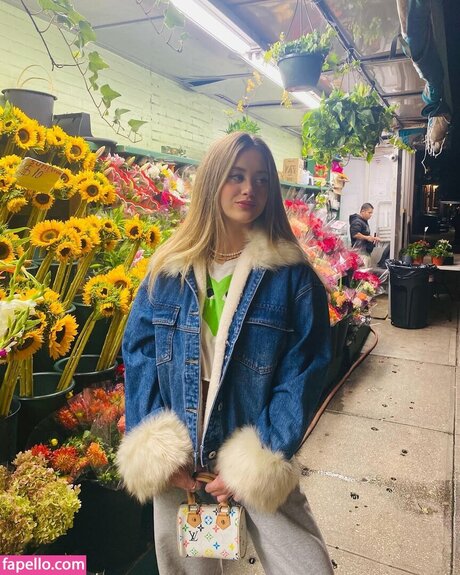 flachbrüstige onlyfans nackt hd galerien