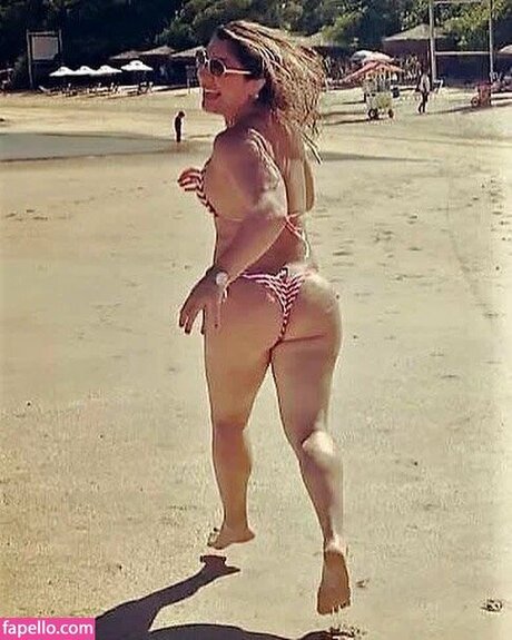 maskenbildnerin onlyfans xxx nette fotos