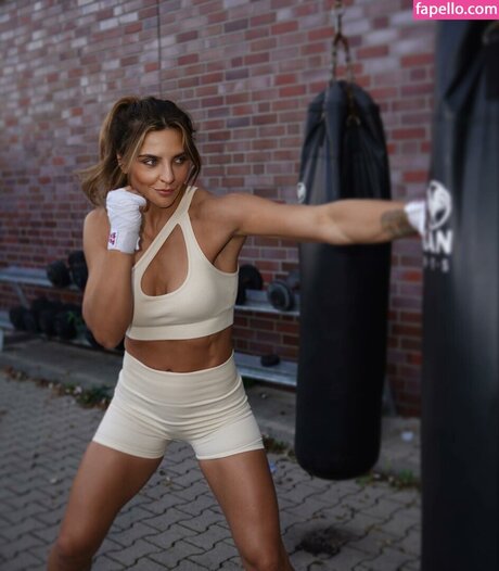 sperma auf großen titten onlyfans kunst perfekte fotos