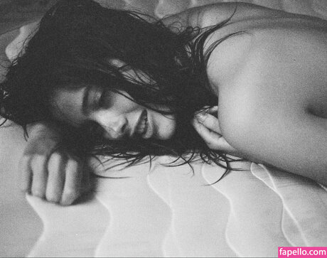 college-onlyfans exklusive nackten galerien