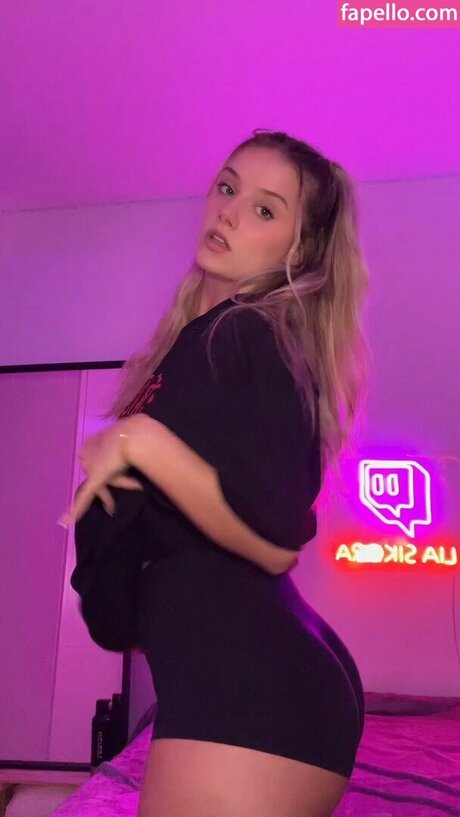 Lia Sikora exklusive nackte galerie