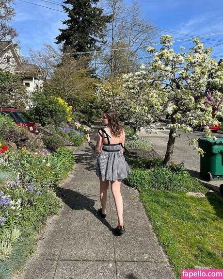 Msvioletvixxen porno nackte bild