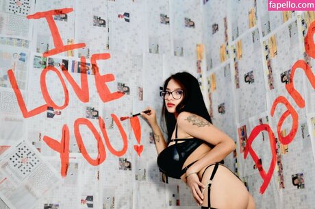 Angelique Angell hd erotische galerien