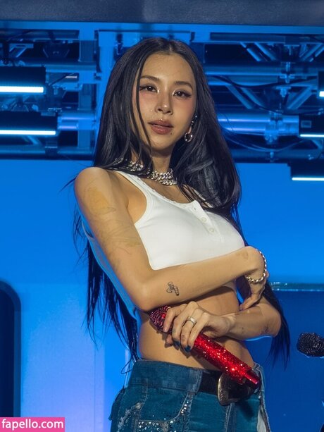 riesenschwanz shemale onlyfans kostenlose pornografische bilder