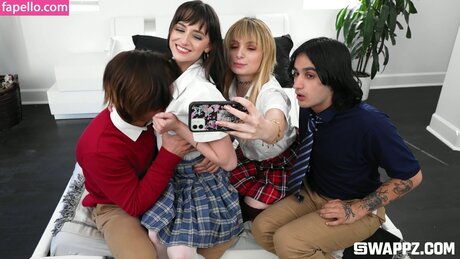 muschi spreizen nur fans freie erwachsene fotos