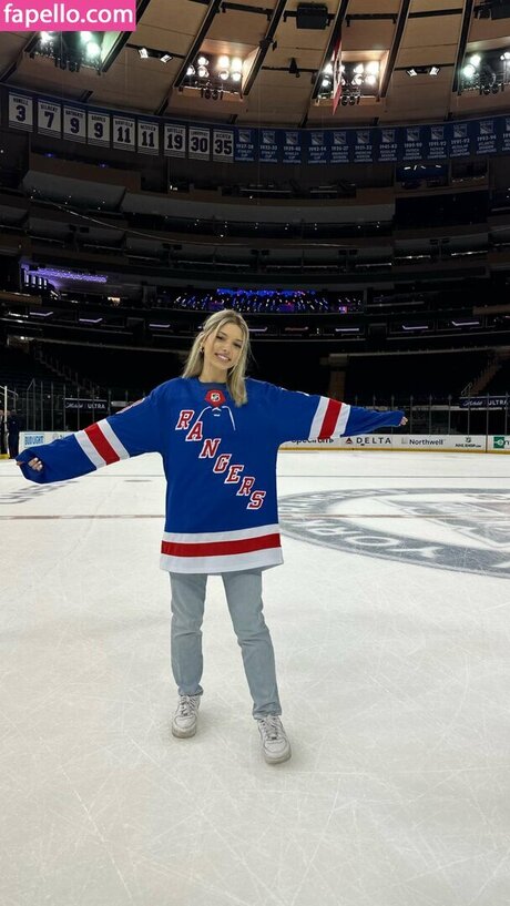 flachbrüstige onlyfans erotische freie galerien