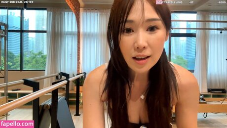 zierliche asiatische onlyfans erotische heiße galerien