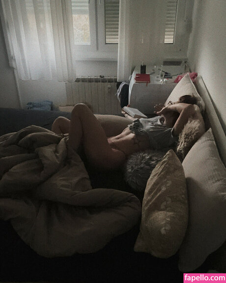 Ella Dvornik kostenlose pornostar fotos