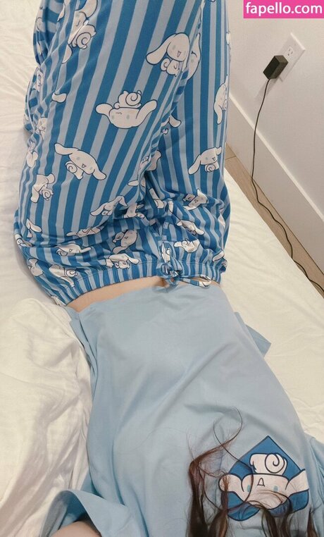 Immy Bisou hübsche akt galerie