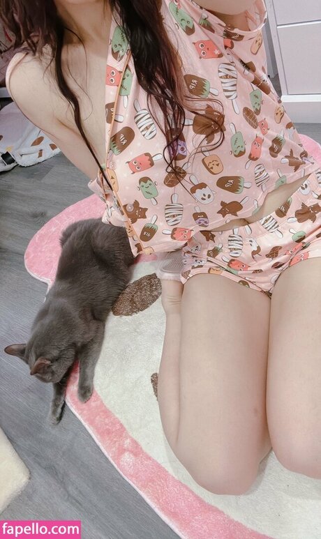 Immy Bisou nacktheit hd galerien