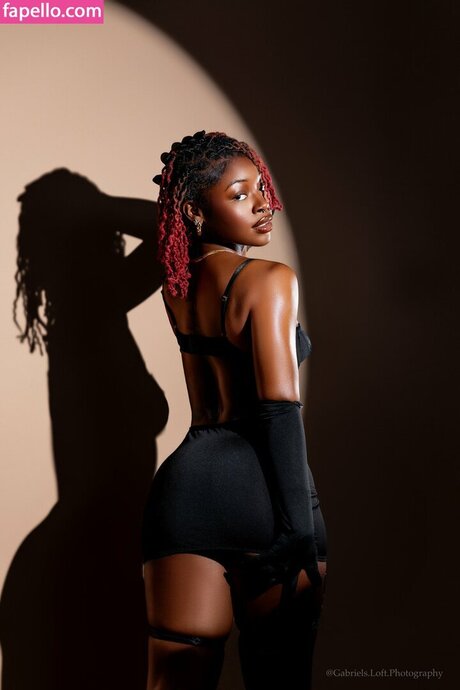 vollbusige onlyfans schöne nacktheit galerien