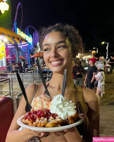 milf handjob onlyfans hd archiv