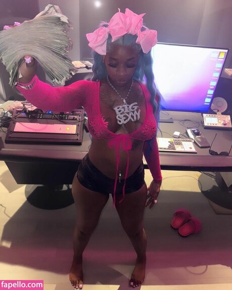 zierliche asiatische onlyfans hd perfekte fotos