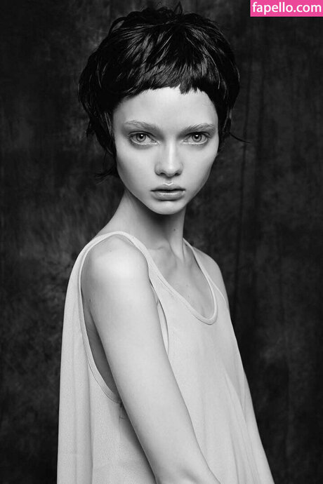 Katiusha exklusive porno foto