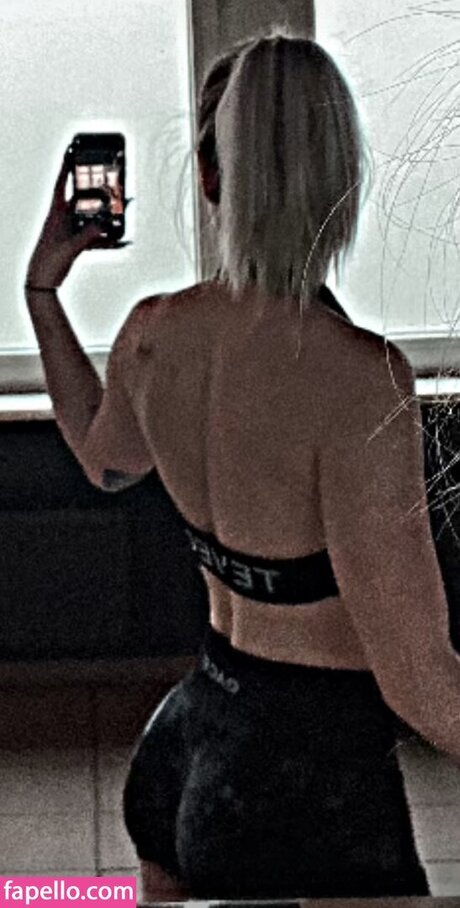 lustige milf-onlyfans erotische nacktheit archiv