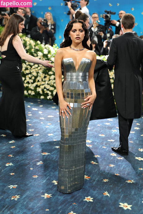 haarige schwangere onlyfans erwachsene akt bild