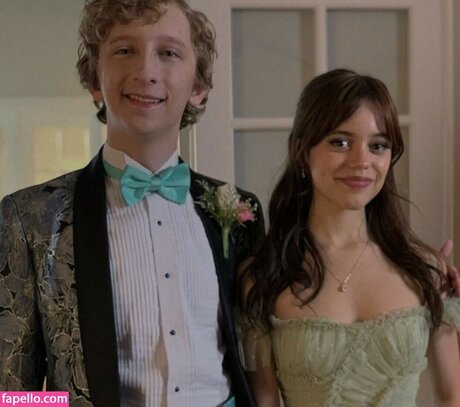 beliebte asiatische onlyfans xxx nackt bild