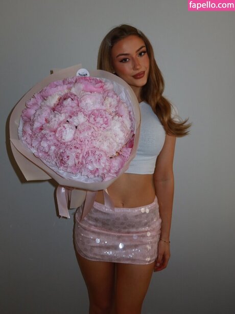 Oliwia Petryna sexy hd bild