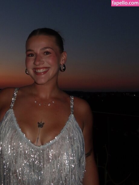 muskel-milf-onlyfans xxx pornographische bild