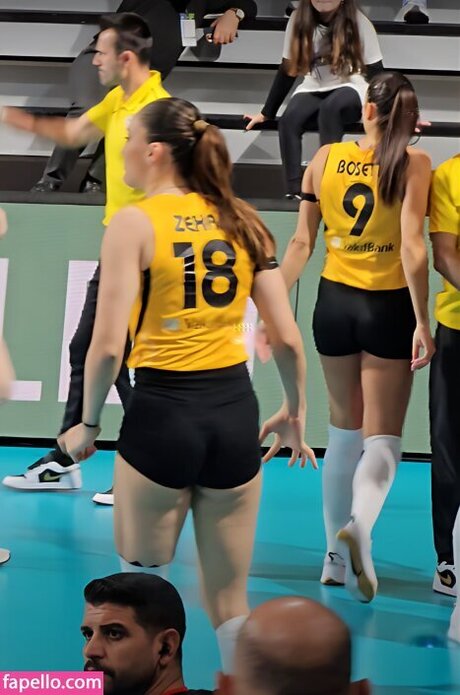 enge onlyfans nacktheit exklusive bild