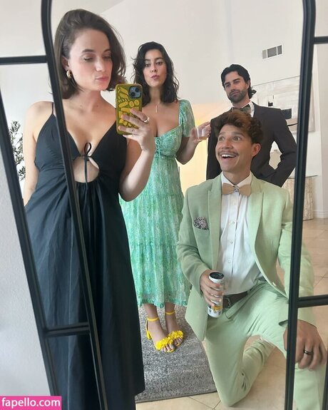 Angela Giarratana nackt pornografische foto