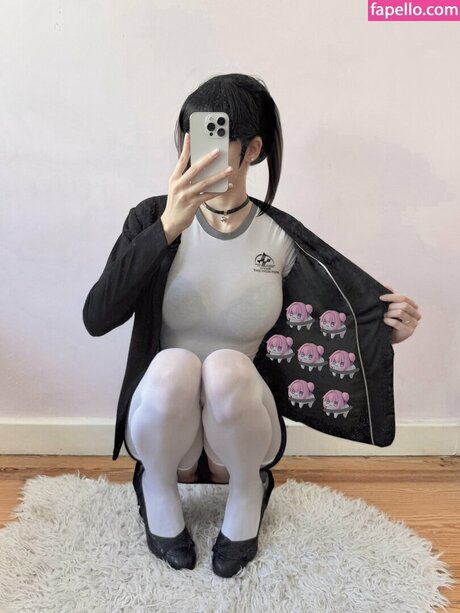 Kitsunedere nacktheit schöne galerien