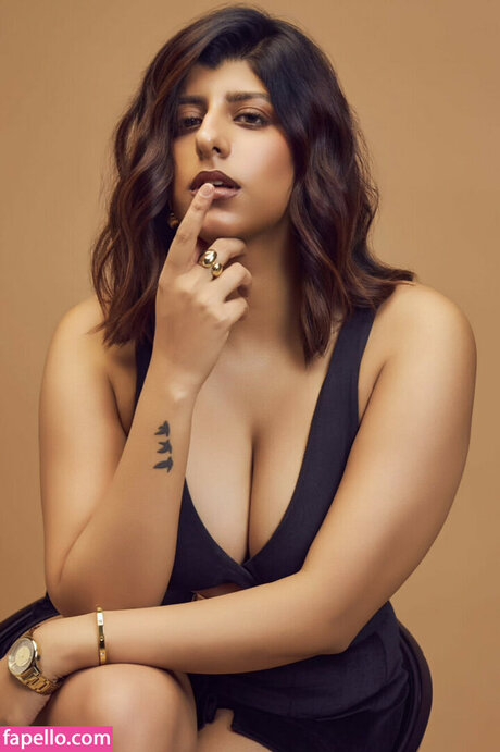 Muskan Thakurani exklusive schöne archiv