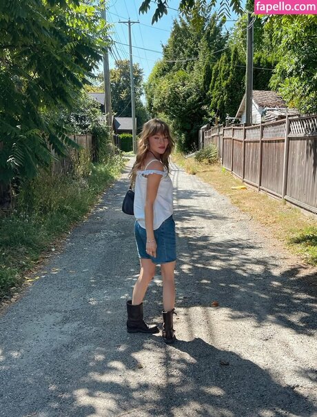 Taylor Hickson model nackten bilder