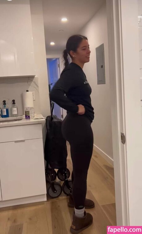 ebenholz falsche titten onlyfans kunst perfekte bilder