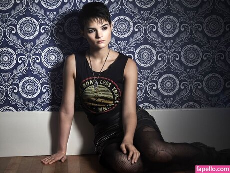 Brianna Hildebrand heiße porno fotos